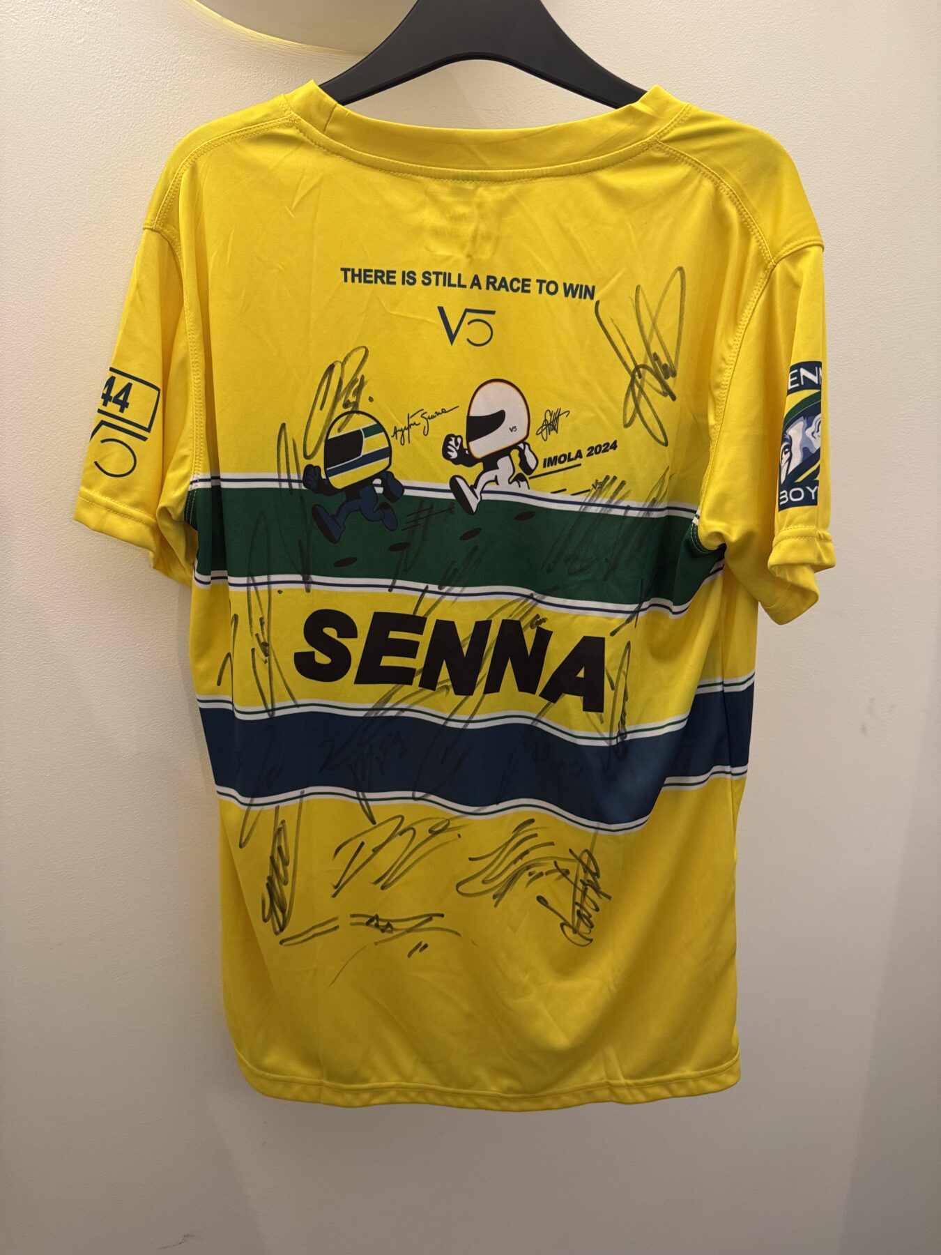 Imola 2024 - Senna Forever T shirt-multi signed by all of the F1 drivers - Image 5