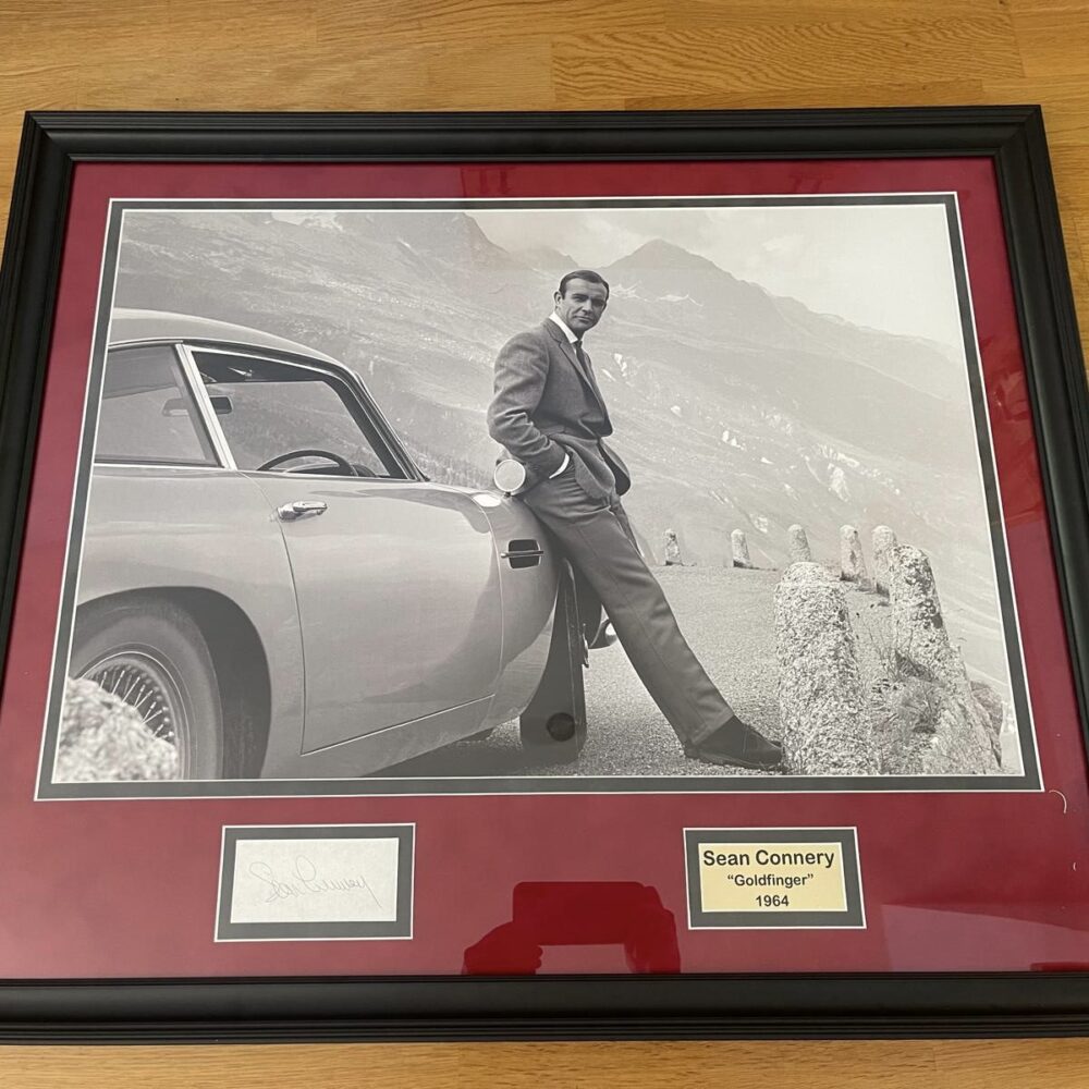 James Bond-007-Sean Connery “Goldfinger” 1964 signed