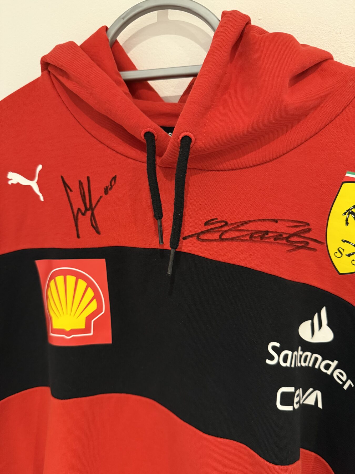 Charles Leclerc and Carlos Sainz-Ferrari Signed hoody - Image 5