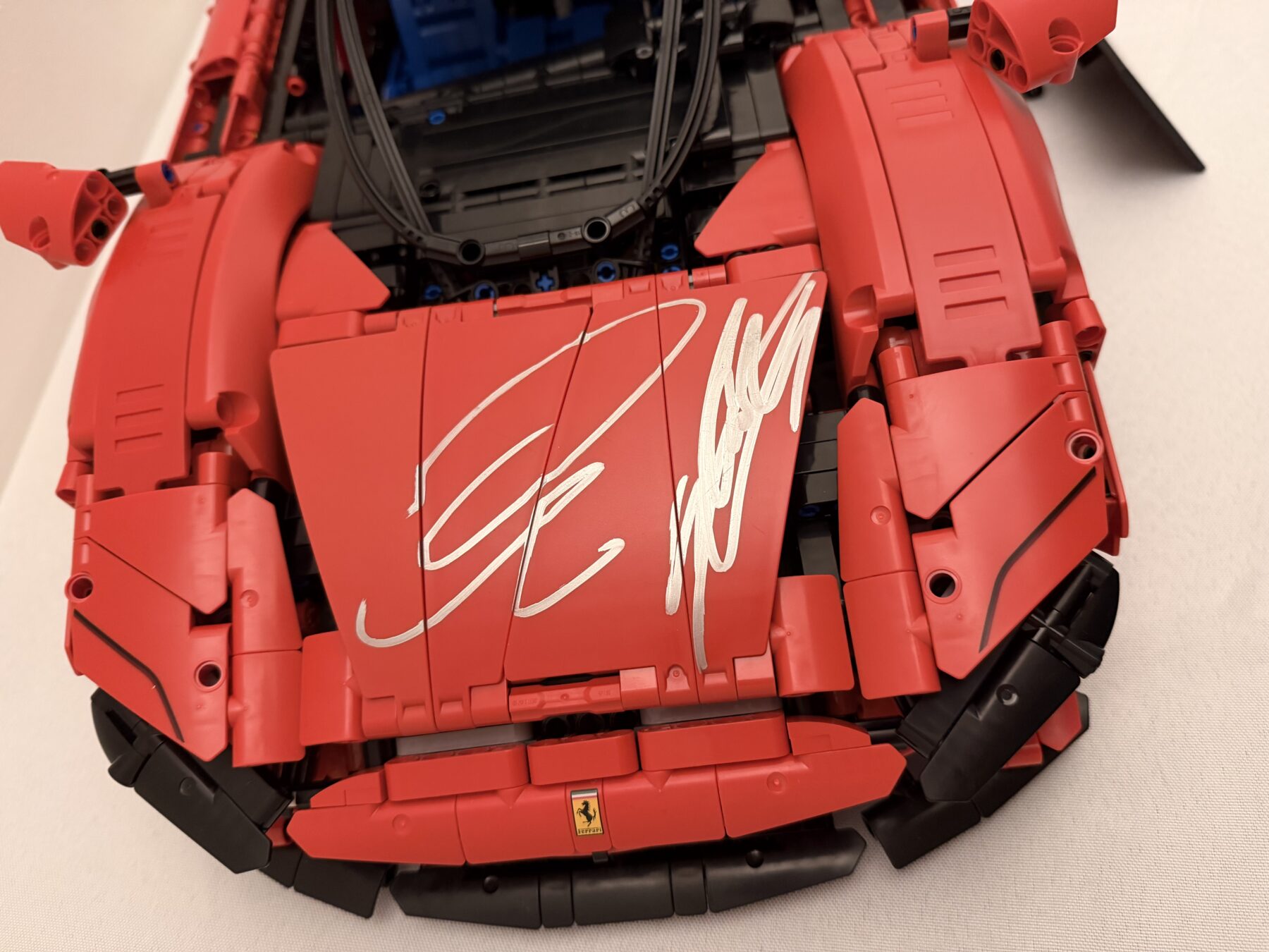 LEGO Ferrari Daytona sp3 -1/8 scale-Signed TWICE by Lewis Hamilton and Charles Leclerc - Image 7