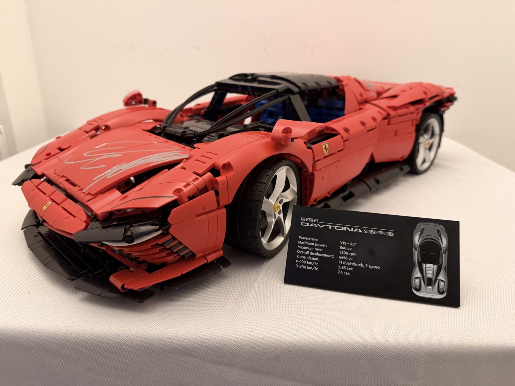LEGO Ferrari Daytona sp3 -1/8 scale-Signed TWICE by Lewis Hamilton and Charles Leclerc - Image 3