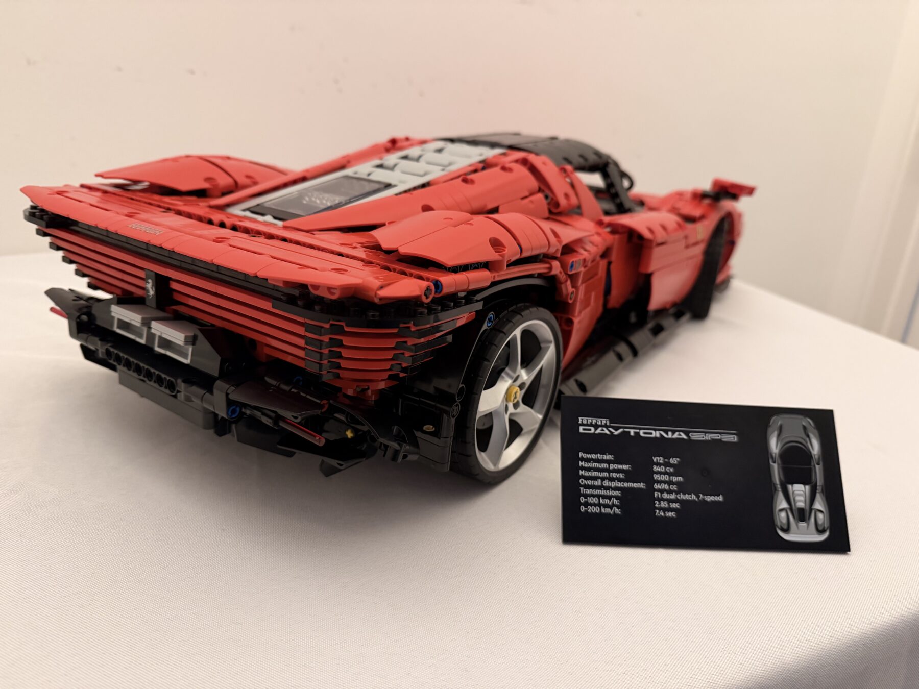 LEGO Ferrari Daytona sp3 -1/8 scale-Signed TWICE by Lewis Hamilton and Charles Leclerc - Image 10