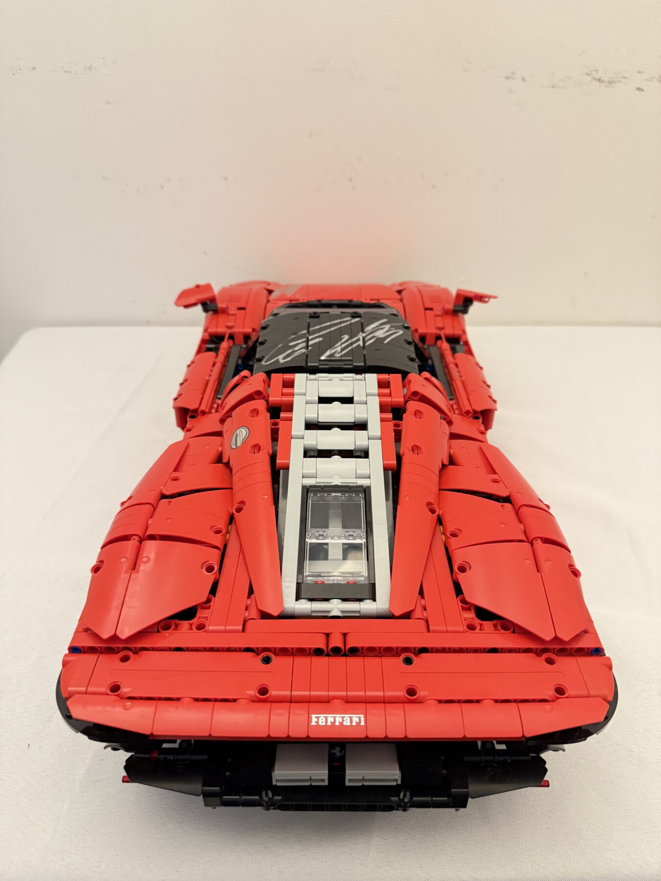LEGO Ferrari Daytona sp3 -1/8 scale-Signed TWICE by Lewis Hamilton and Charles Leclerc - Image 44