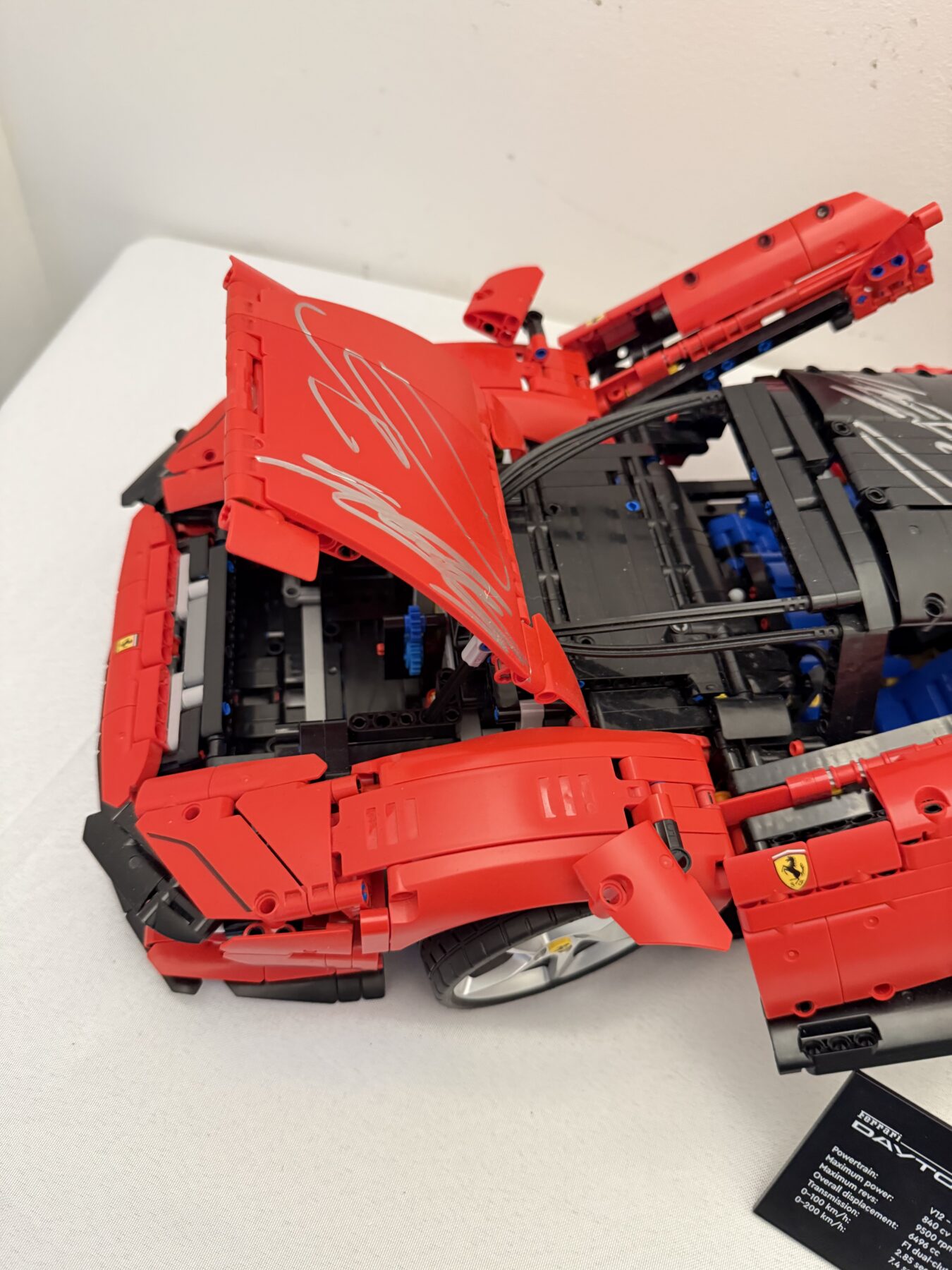 LEGO Ferrari Daytona sp3 -1/8 scale-Signed TWICE by Lewis Hamilton and Charles Leclerc - Image 46