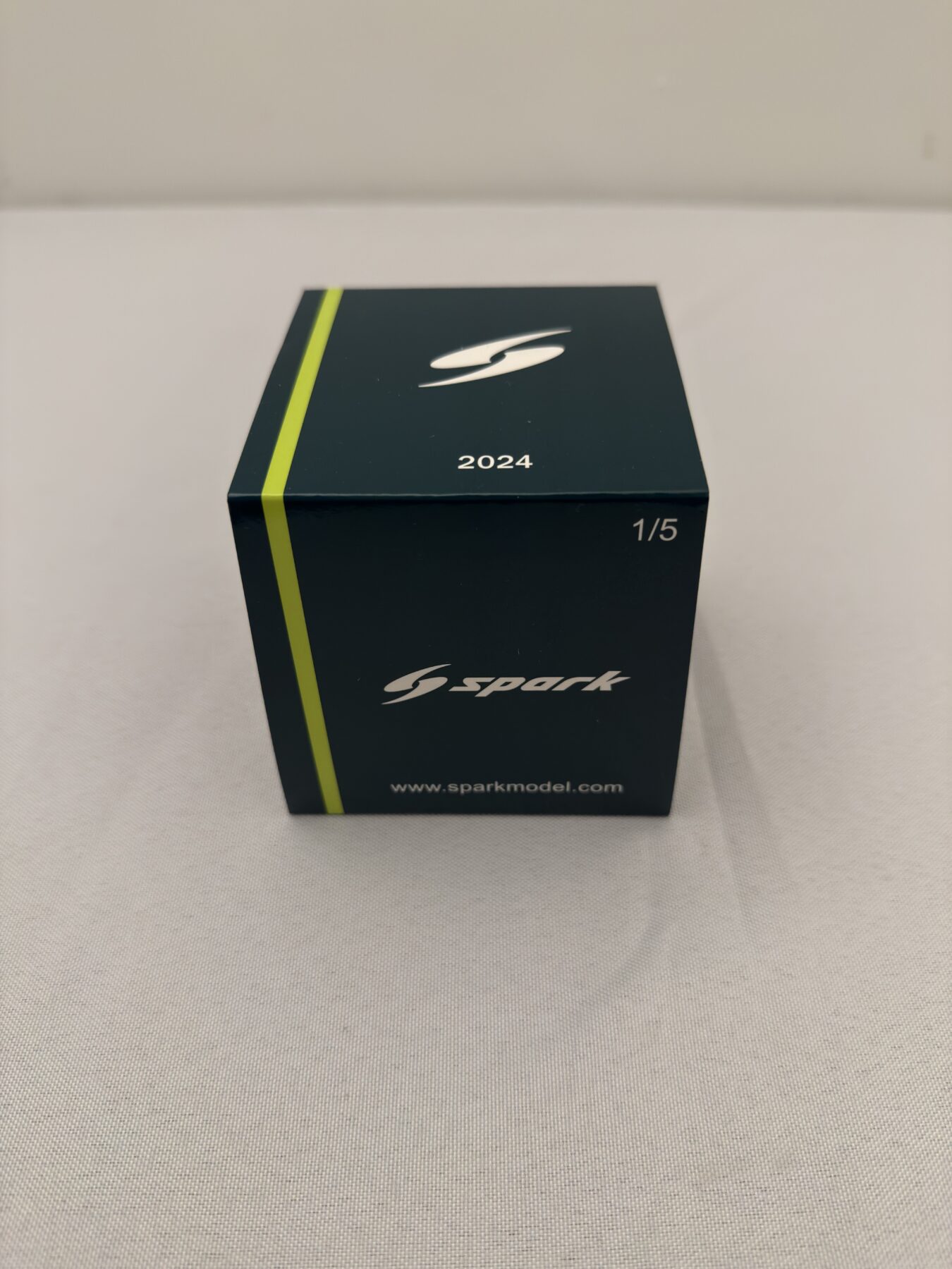 Fernando Alonso 1/5 scale helmet Signed - Image 10