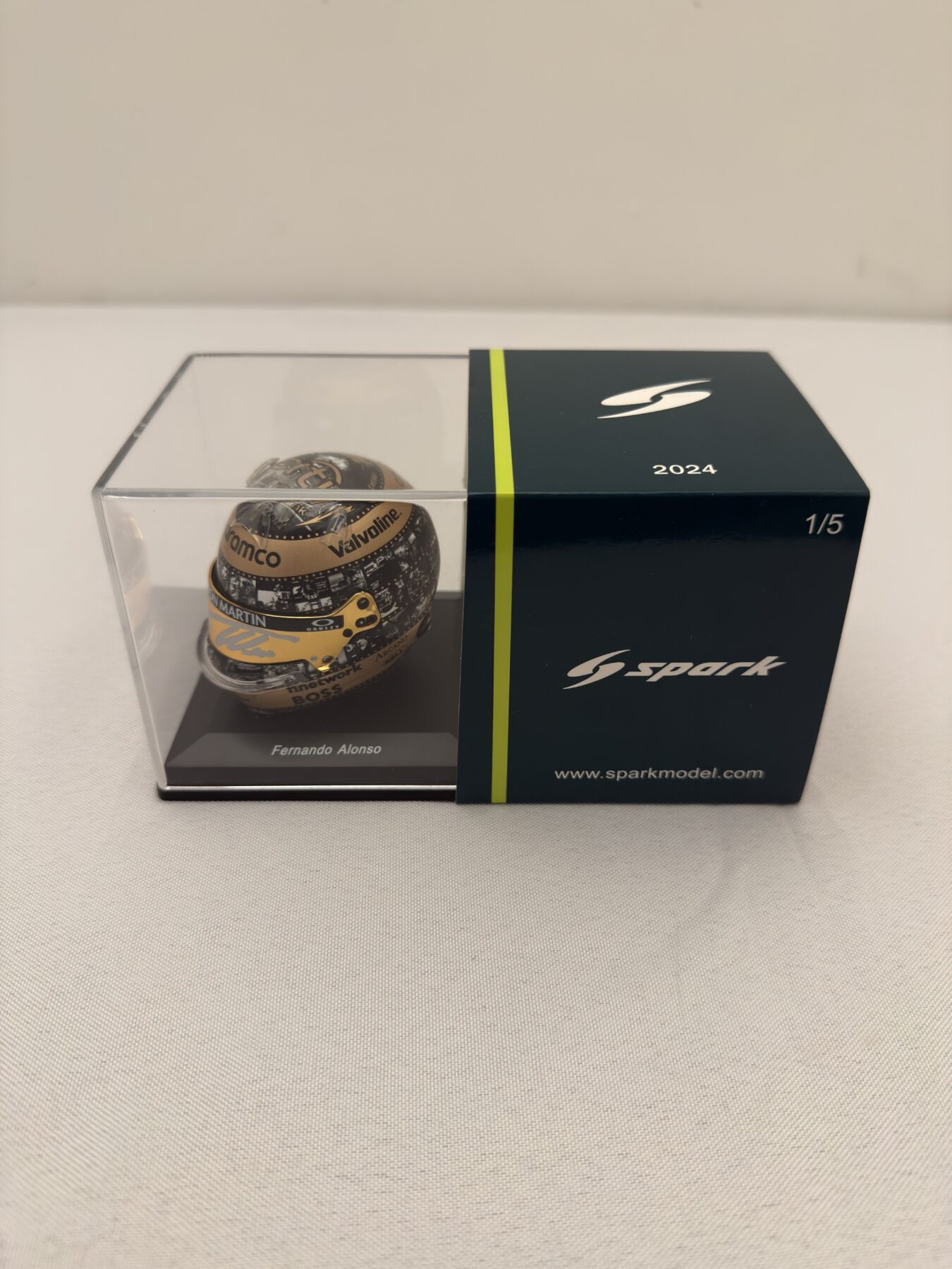 Fernando Alonso 1/5 scale helmet Signed - Image 8