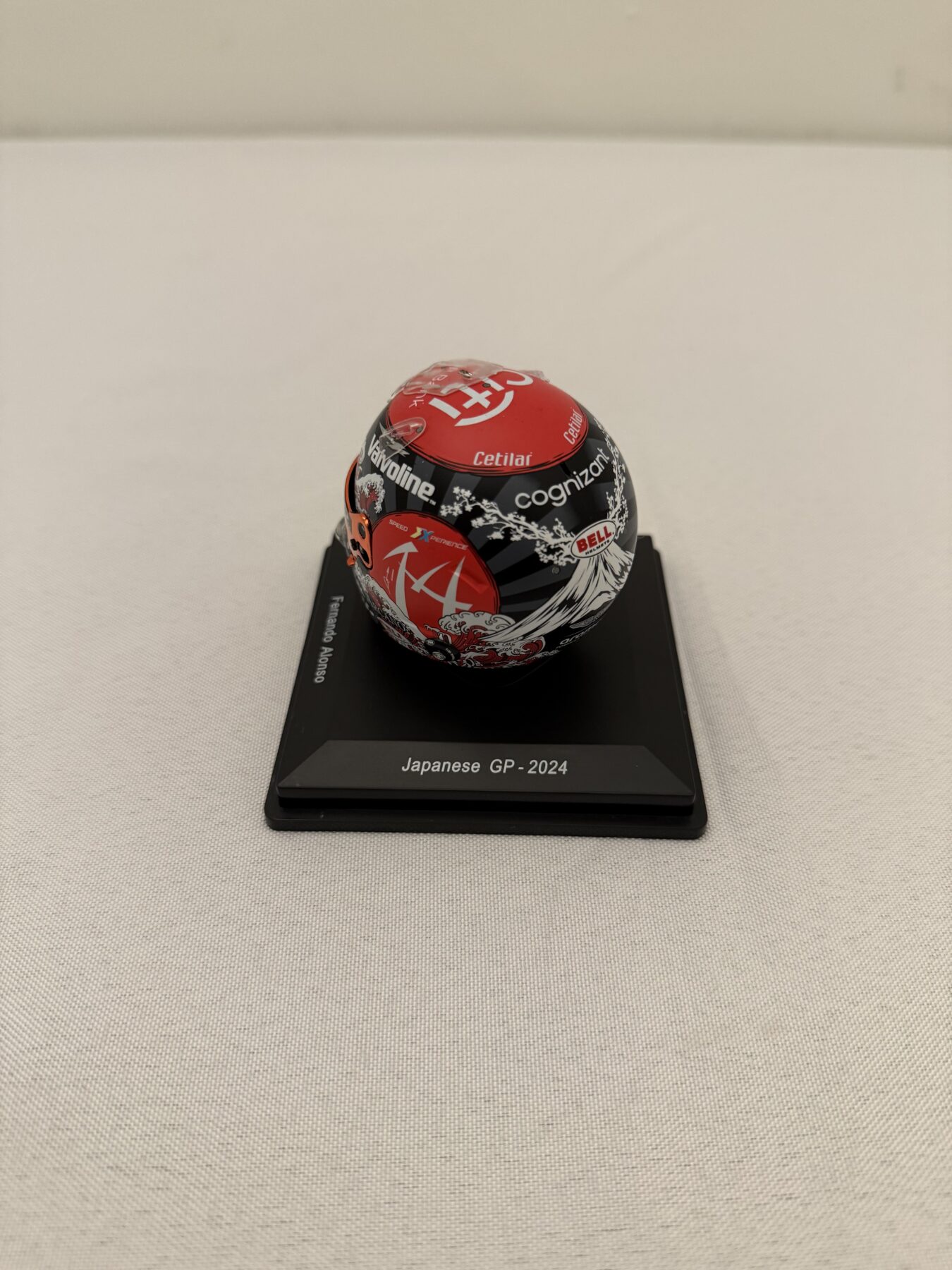 Fernando Alonso 1/5 scale helmet Signed - Image 10