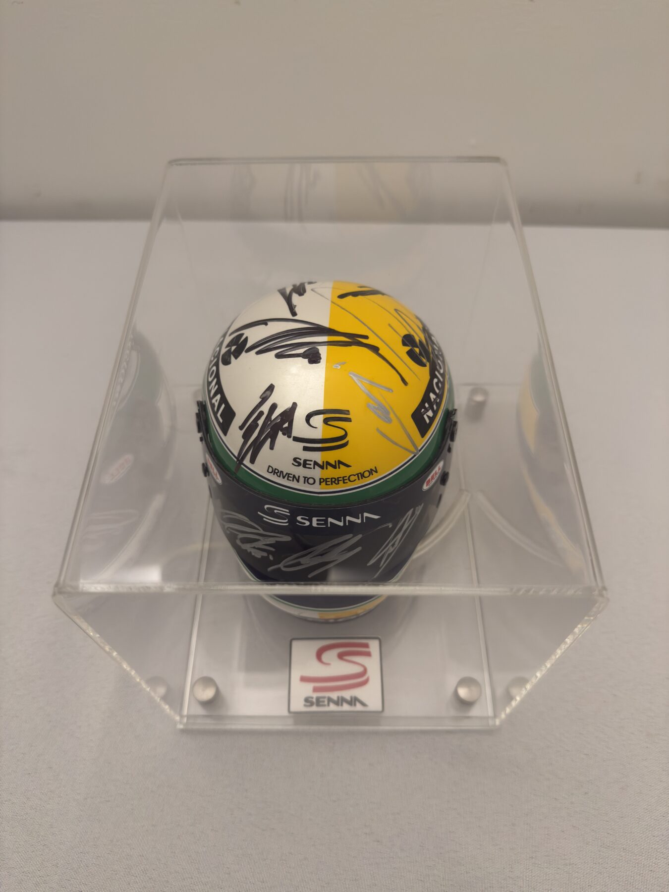 Ayrton Senna 1/2 tribute Bell helmet -Multi Signed on the helmet - Image 16