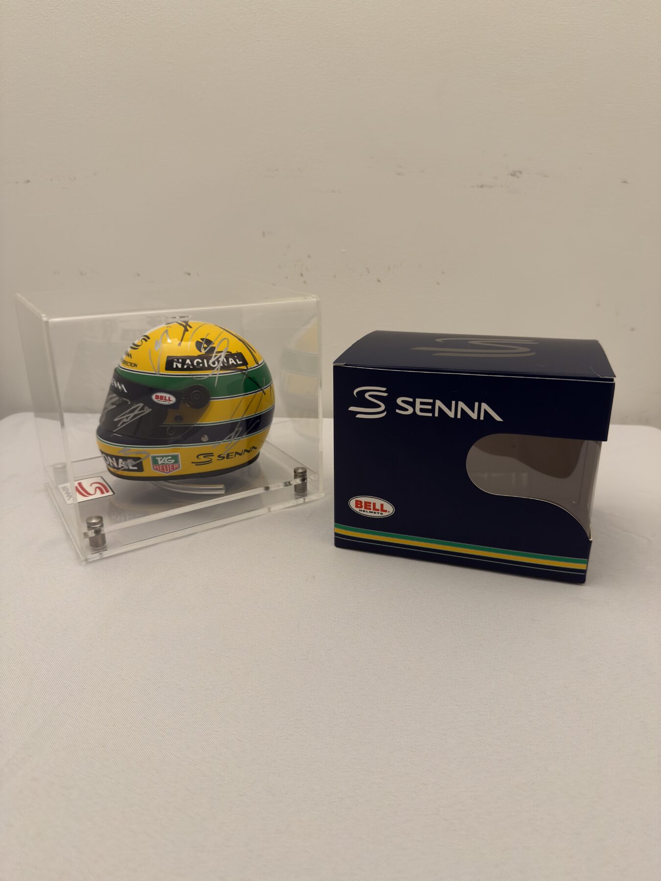 Ayrton Senna 1/2 tribute Bell helmet -Multi Signed on the helmet - Image 5