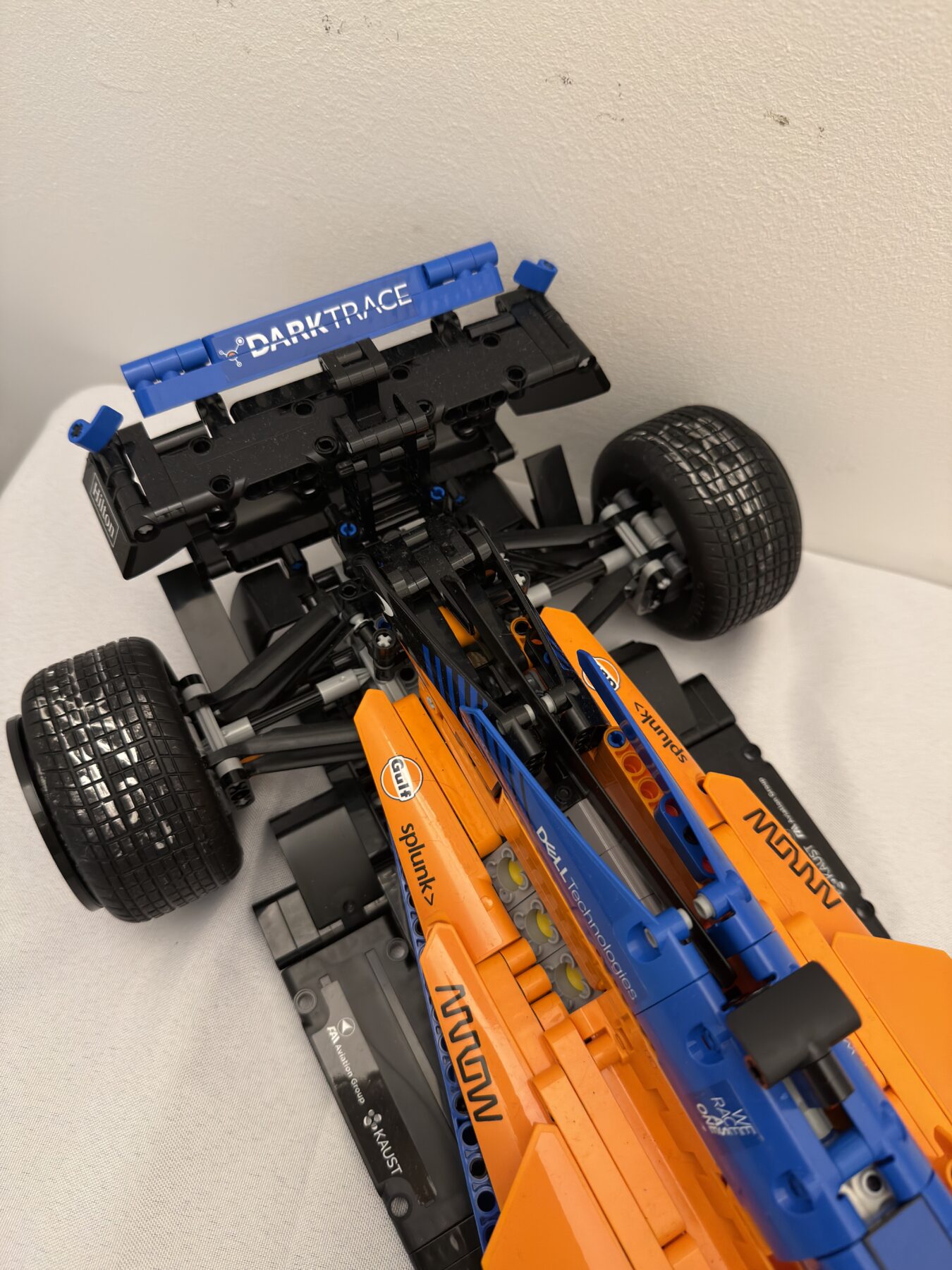 Lando Norris & Oscar Piastri Signed 1/8 LEGO McLaren Model - Image 7