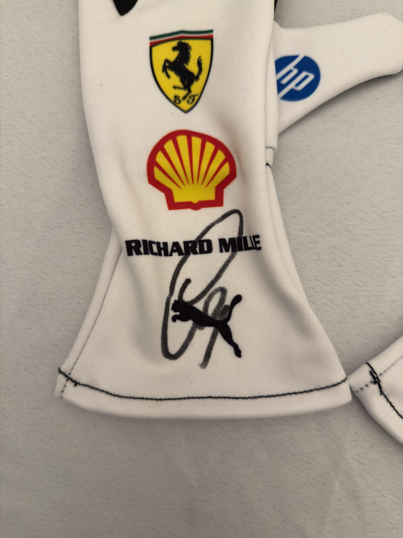 Lewis Hamilton-2025 gloves-Monza White-Signed - Image 4