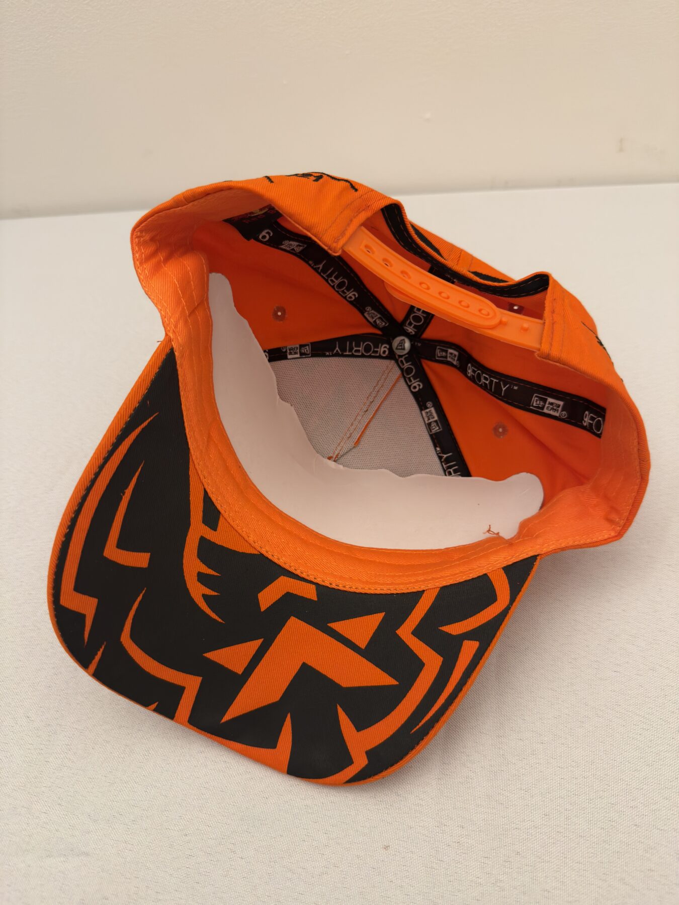 Max Verstappen Orange Red Bull cap -Signed - Image 10