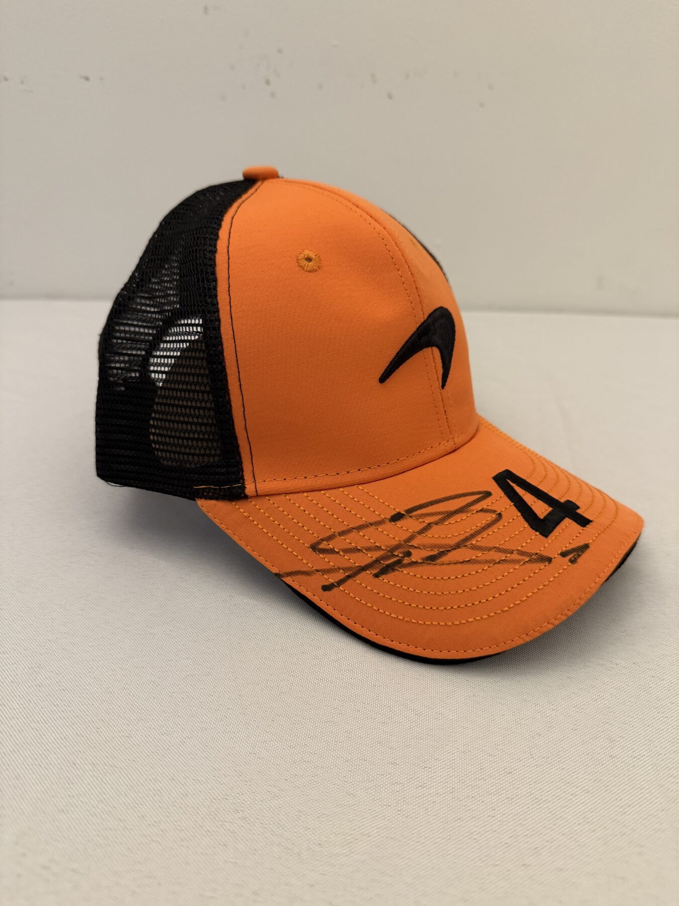 Lando 25 cap number 1