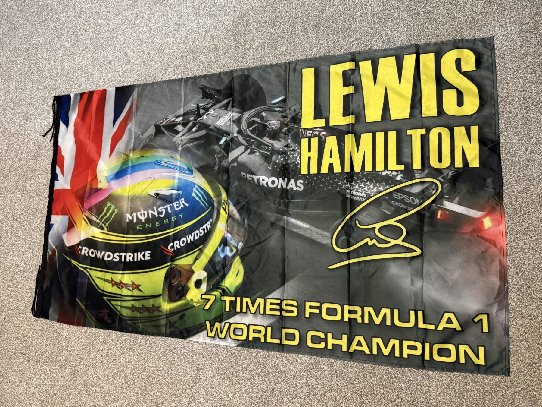 Lewis Hamilton 7 times F1 Drivers World Champion Signed flag - Image 5