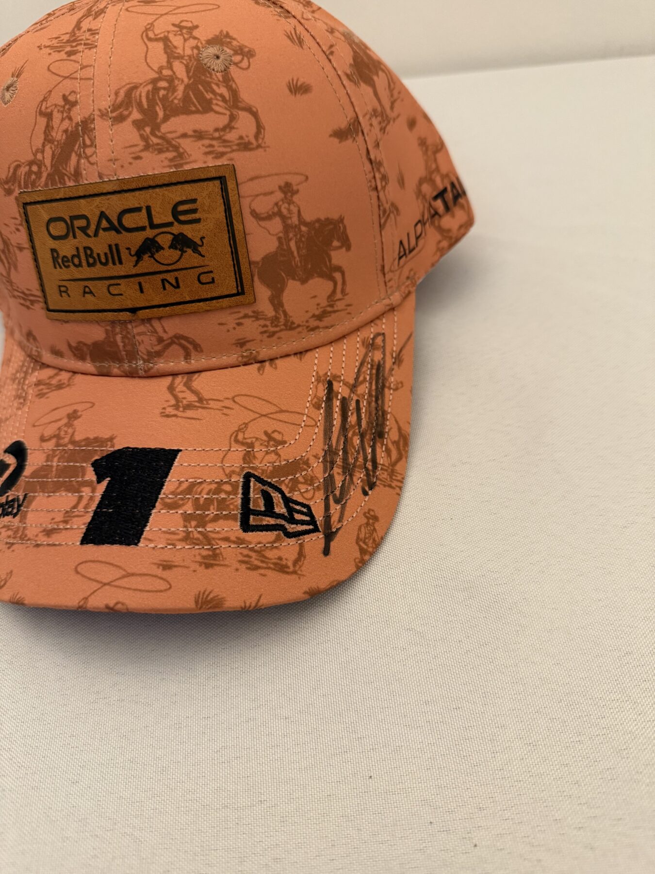 Max Verstappen 2025 Schuberth 1:2 Scale Helmet and USA 2025 Cap Signed - Image 23