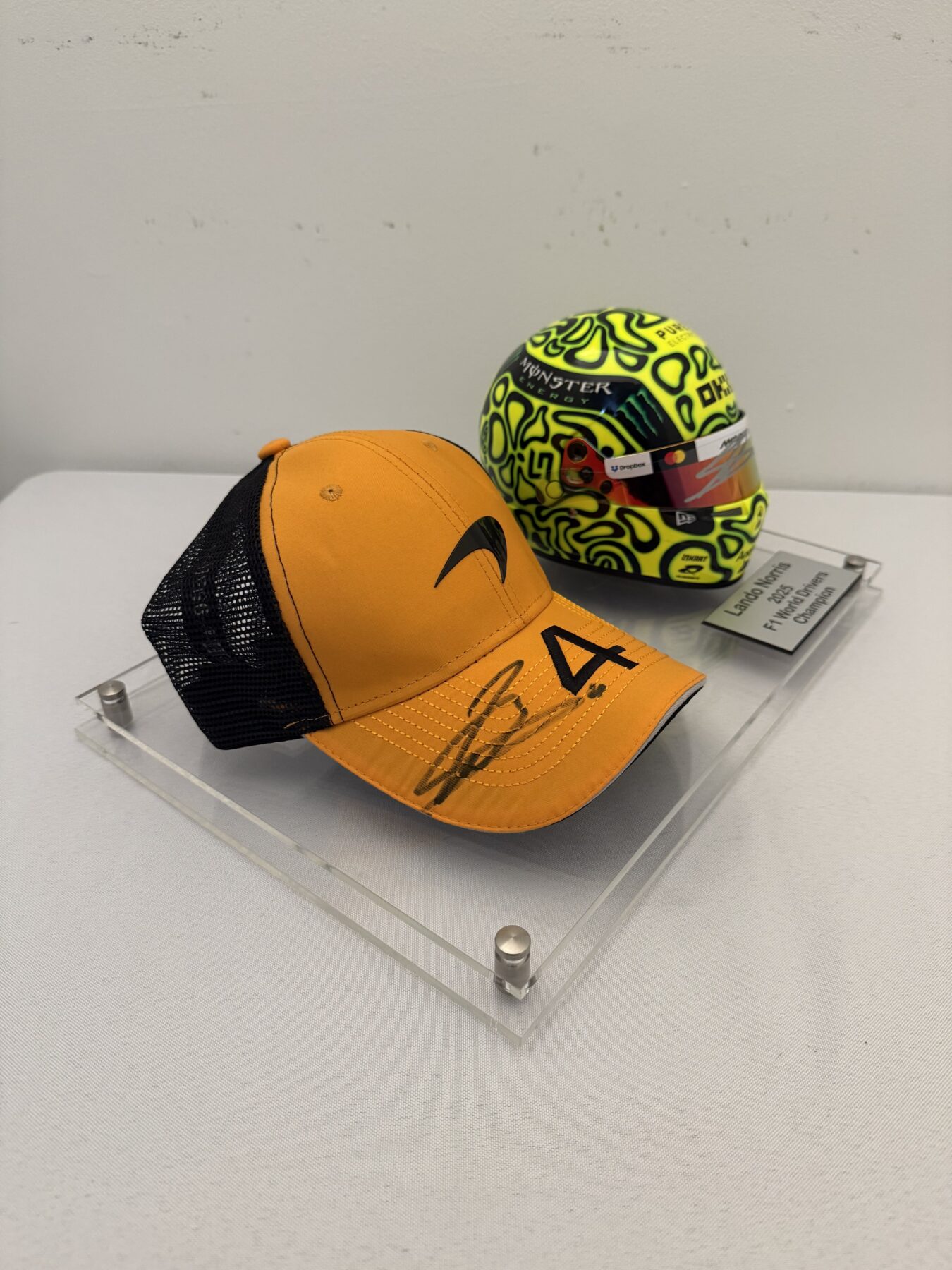 Lando Norris Signed Bell 1:2 Scale F1 Helmet and Cap Display Set - Image 15