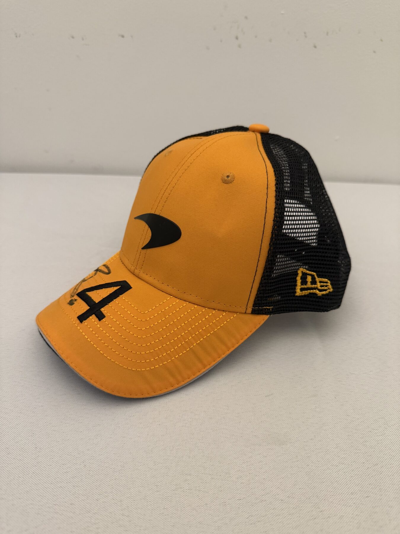 Lando Norris Signed Bell 1:2 Scale F1 Helmet and Cap Display Set - Image 20