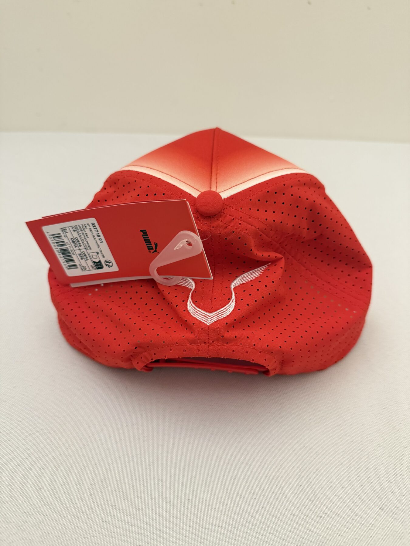 Lewis Hamilton 2026 Ferrari “44” signed cap - Image 10