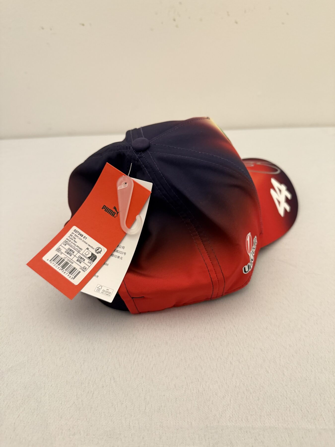 Lewis Hamilton-limited edition-Chinese Grand Prix Ferrari cap-Signed - Image 5