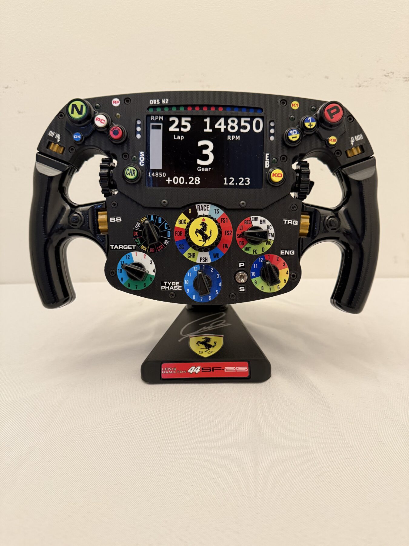 Lewis Hamilton Steering wheel-Signed on the base stand - Image 12