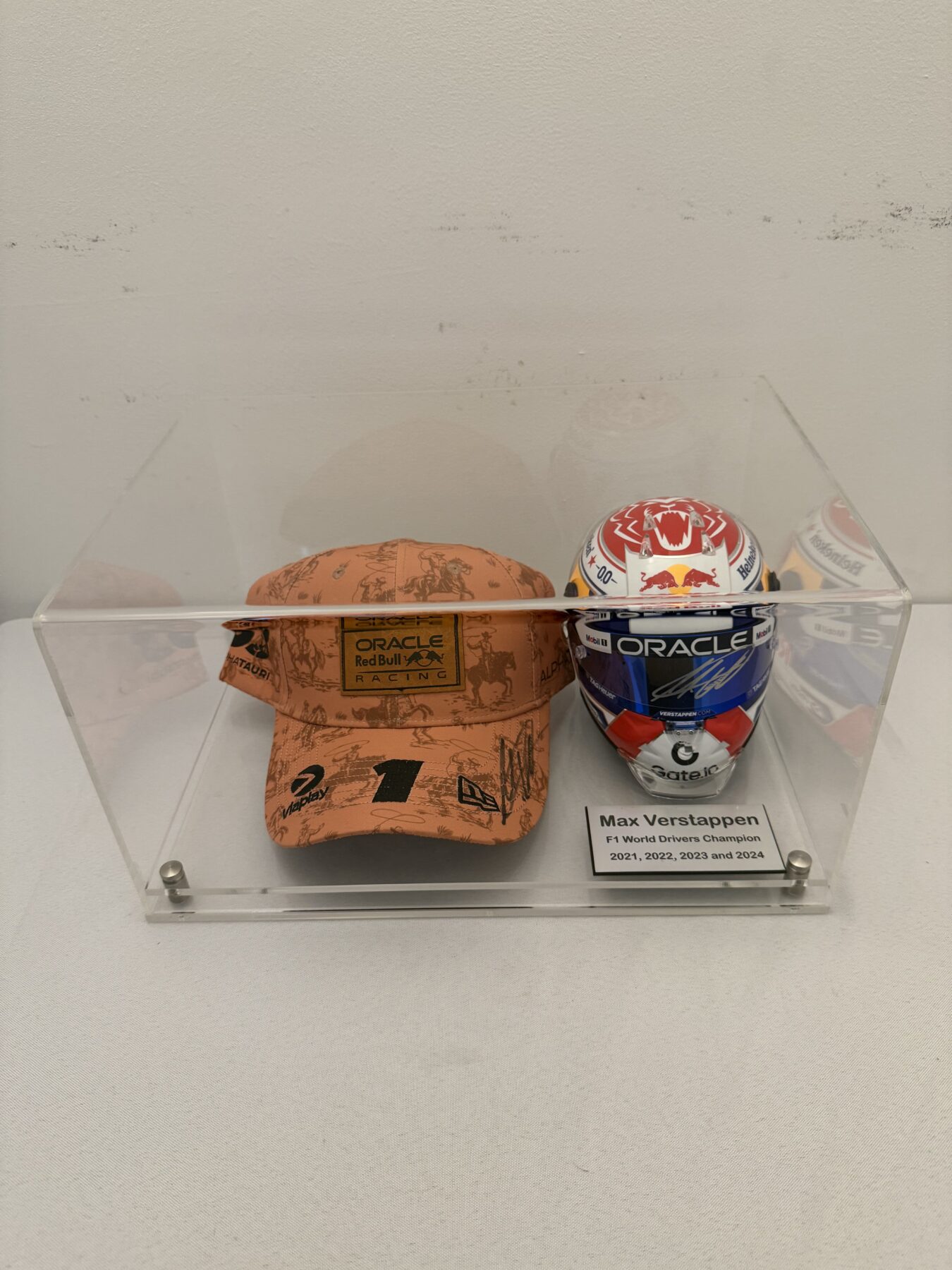 Max Verstappen 2025 Schuberth 1:2 Scale Helmet and USA 2025 Cap Signed - Image 5