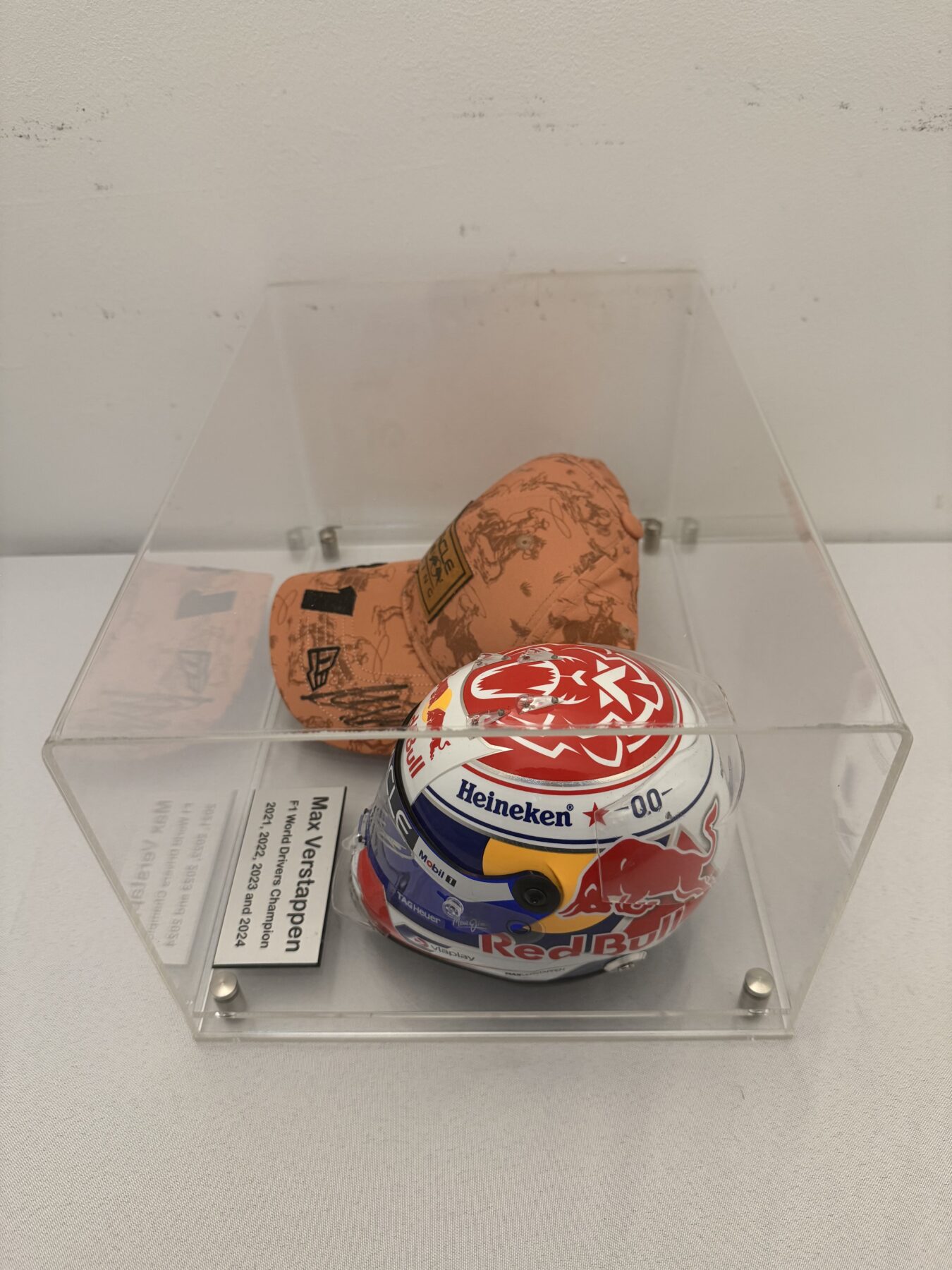 Max Verstappen 2025 Schuberth 1:2 Scale Helmet and USA 2025 Cap Signed - Image 11