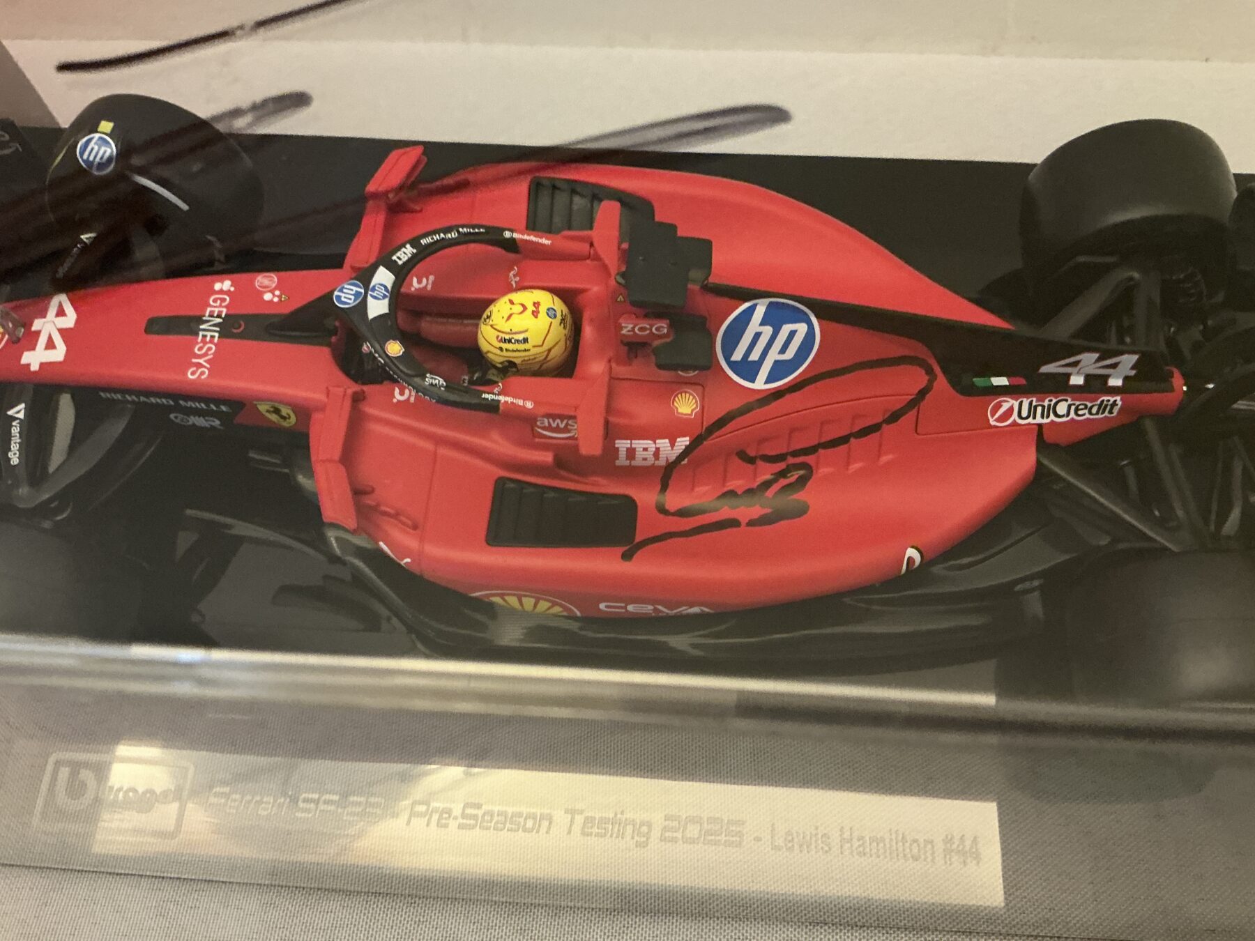 Lewis Hamilton-1/18-Ferrari Model Signed 3 times - Image 5