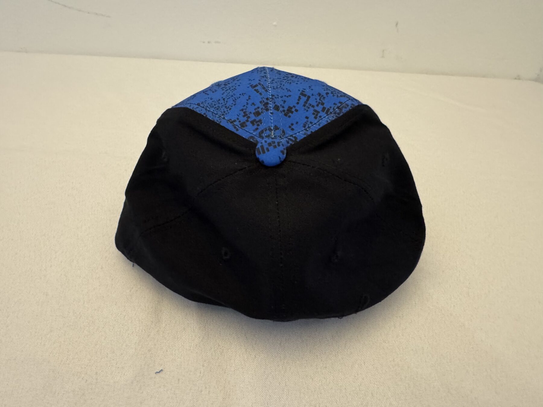 Isack Hadjar Signed cap-Japanese Grand Prix - Image 4