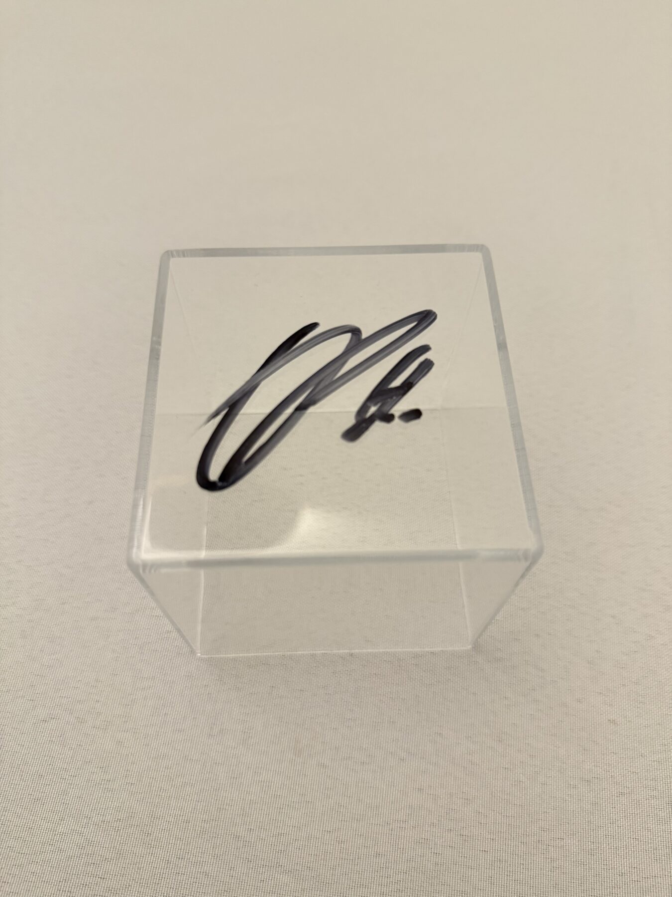 Oscar Piastri 1/5 scale Australia GP-helmet Signed twice - Image 10