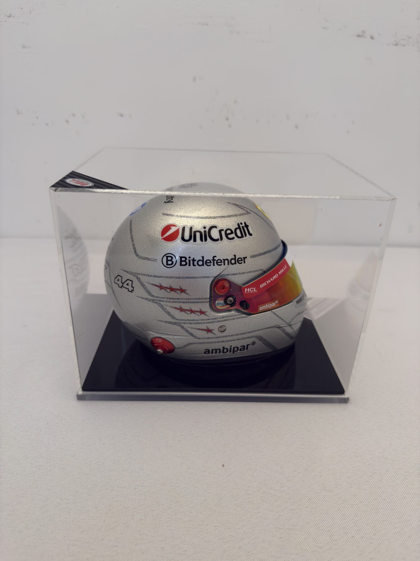 Lewis Hamilton-Bell 1/2 scale Las Vegas-limited edition-Ferrari Limited Edition helmet Signed on the helmet and on the box - Image 9