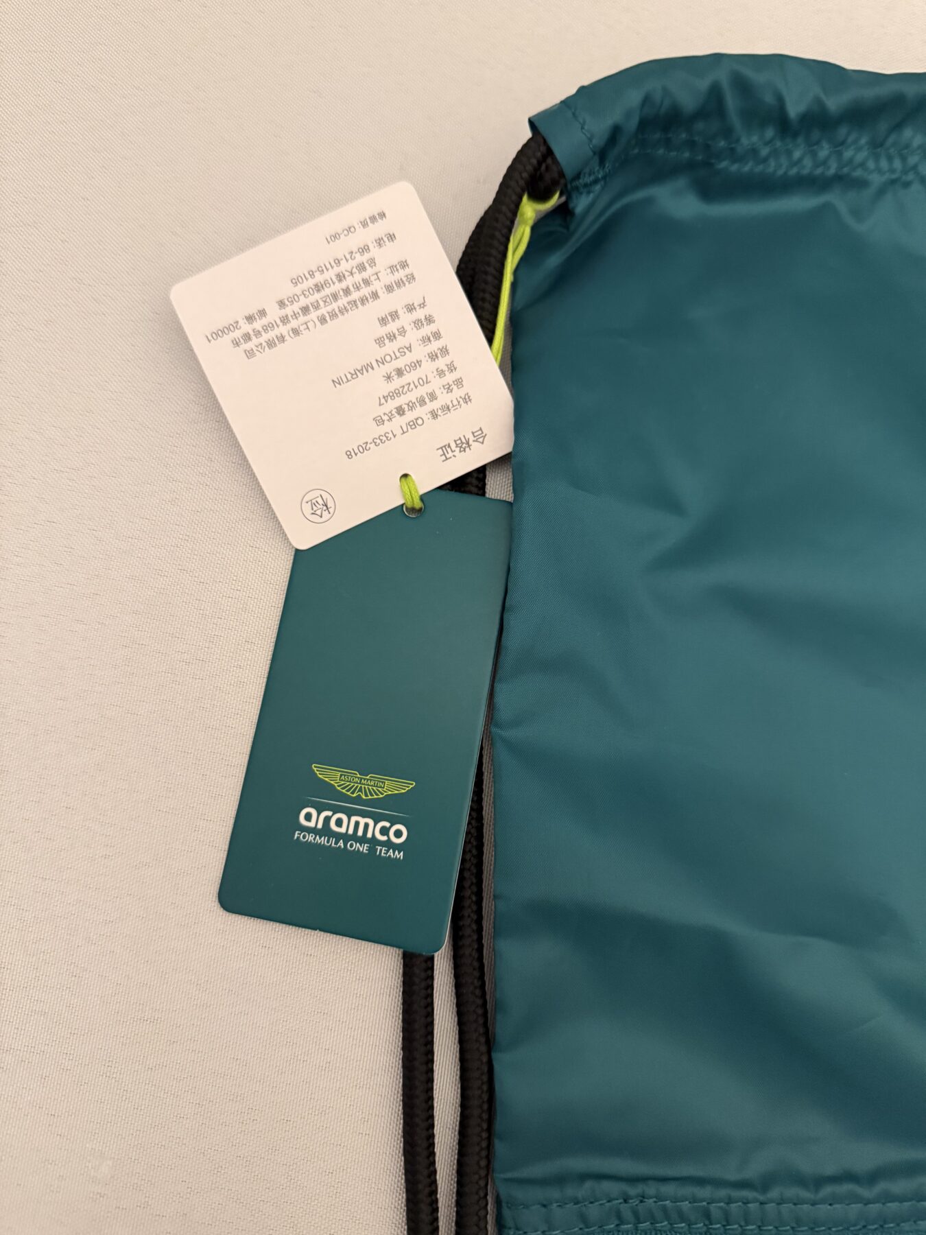 Fernando Alonso-Signed Official Aston Martin bag - Image 4