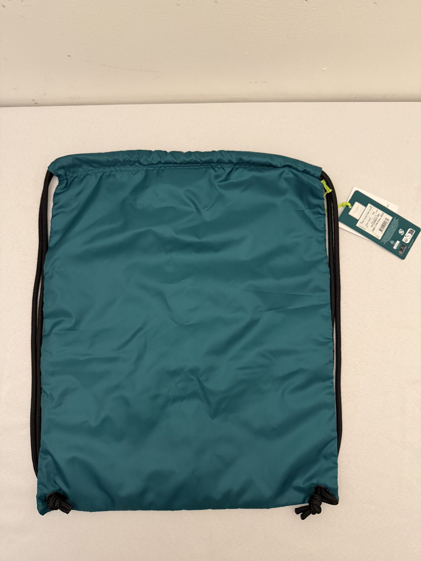 Fernando Alonso-Signed Official Aston Martin bag - Image 6