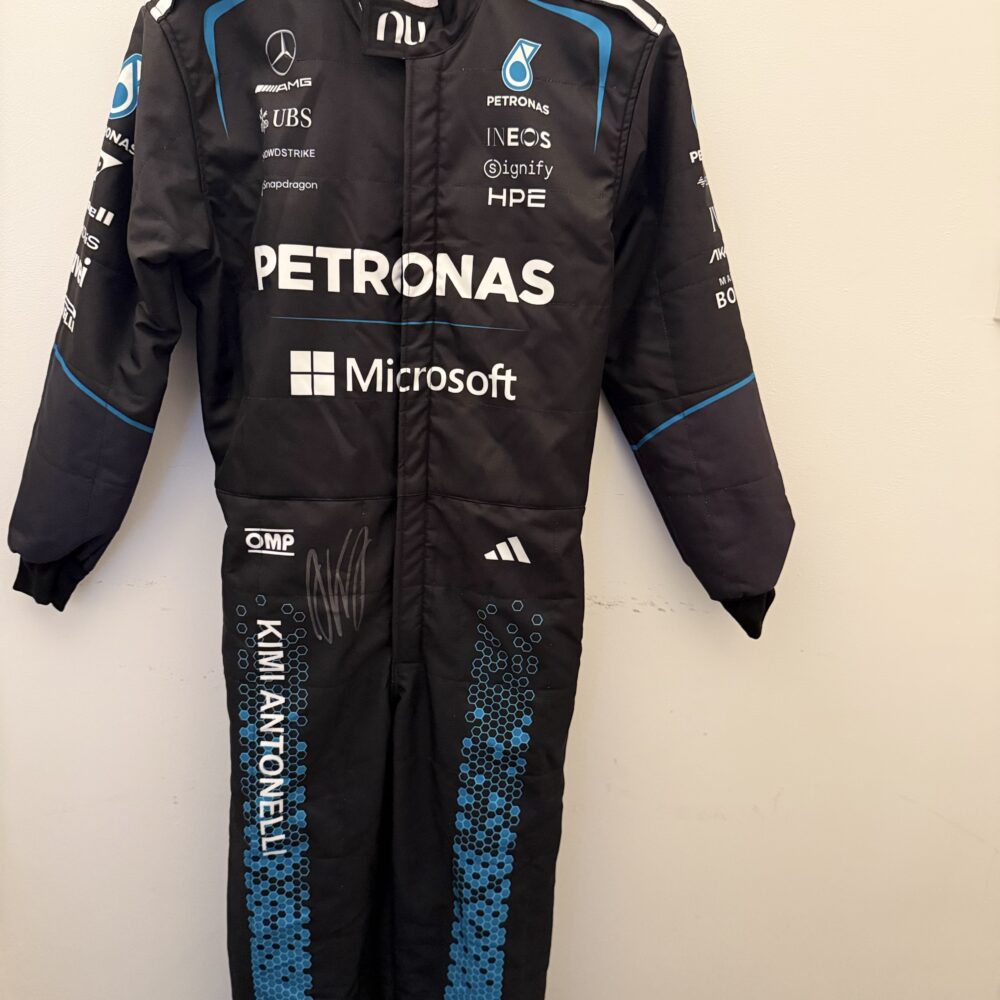 Kimi suit 26