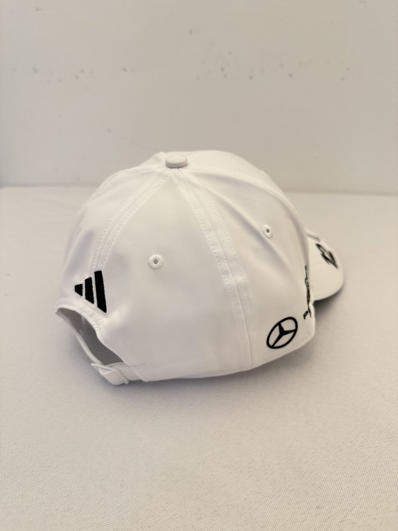 Kimi white cap