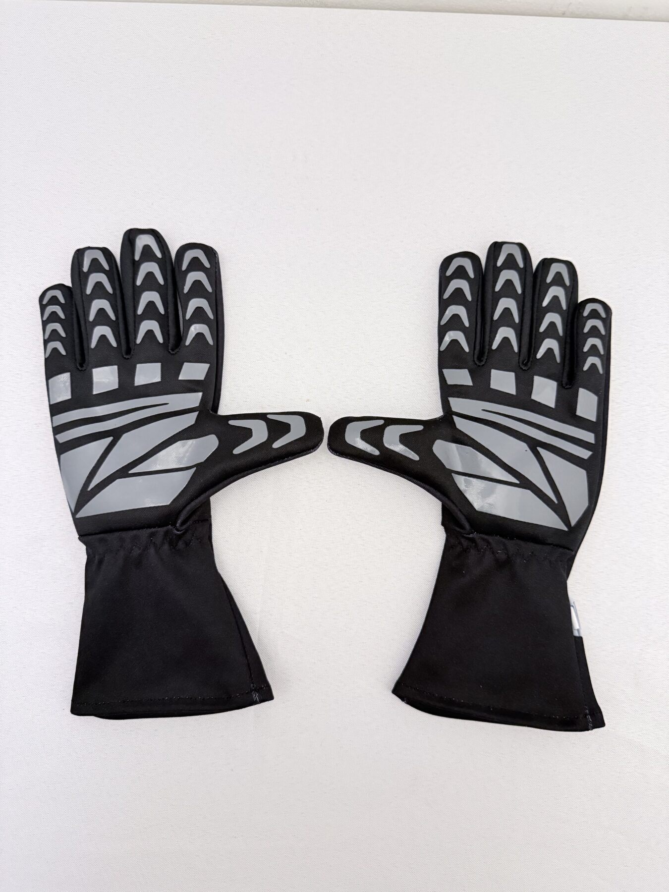Fernando Alonso Signed Gloves - Image 7