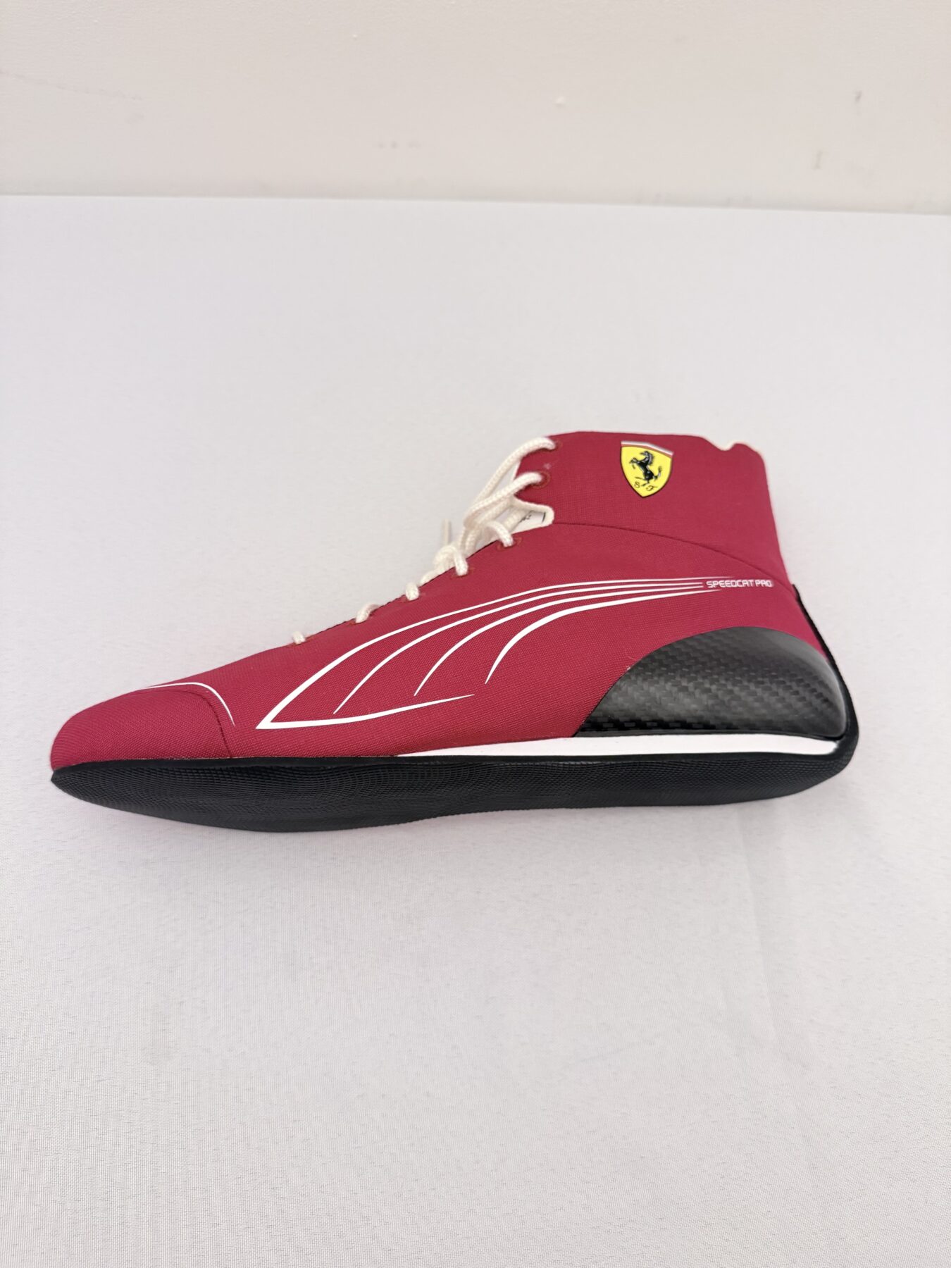 Lewis Hamilton Signed Ferrari Official Boots - Image 39